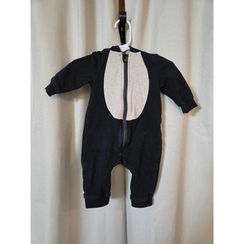 Cat & Jack Baby Skunk Hooded Full Zip Coverall Black Gray 0-3M